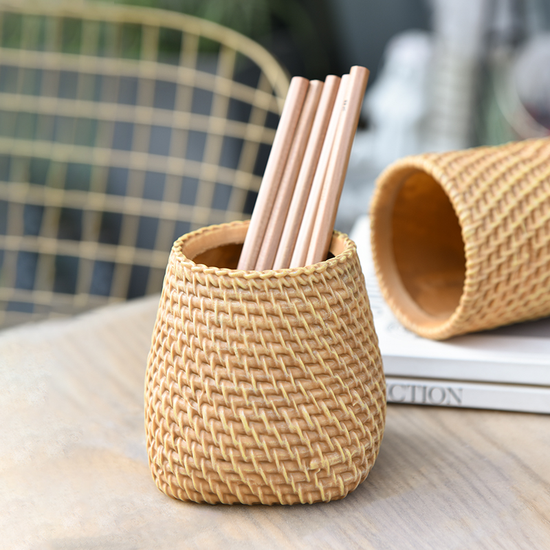 Tablet Reading Accessories - Imitierter Rattan-Geflecht-Stifthalter aus Kunstharz, minimalistischer Stiftbecher