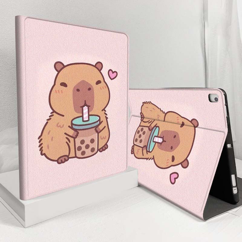 Cartoon Capybara Bubble Tea fü – Samsung Tablet S11 Accessories Bewertung und Preis